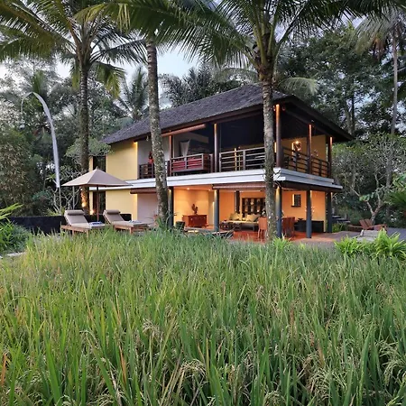 Uma Giri Villas Ubud By Pramana Villas Exterior photo