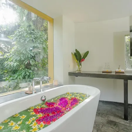 Uma Giri Villas Ubud By Pramana Villas Exterior photo